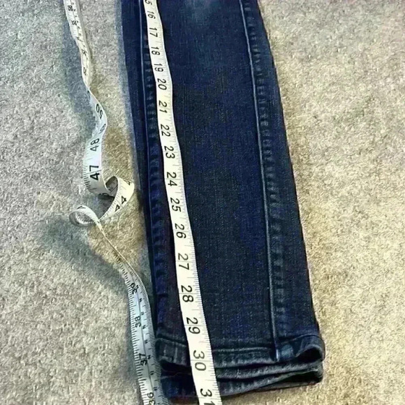 Fidelity Mid Rise  Ultra Slim Blue on Blue Wash 24*30. - Picture 13 of 13